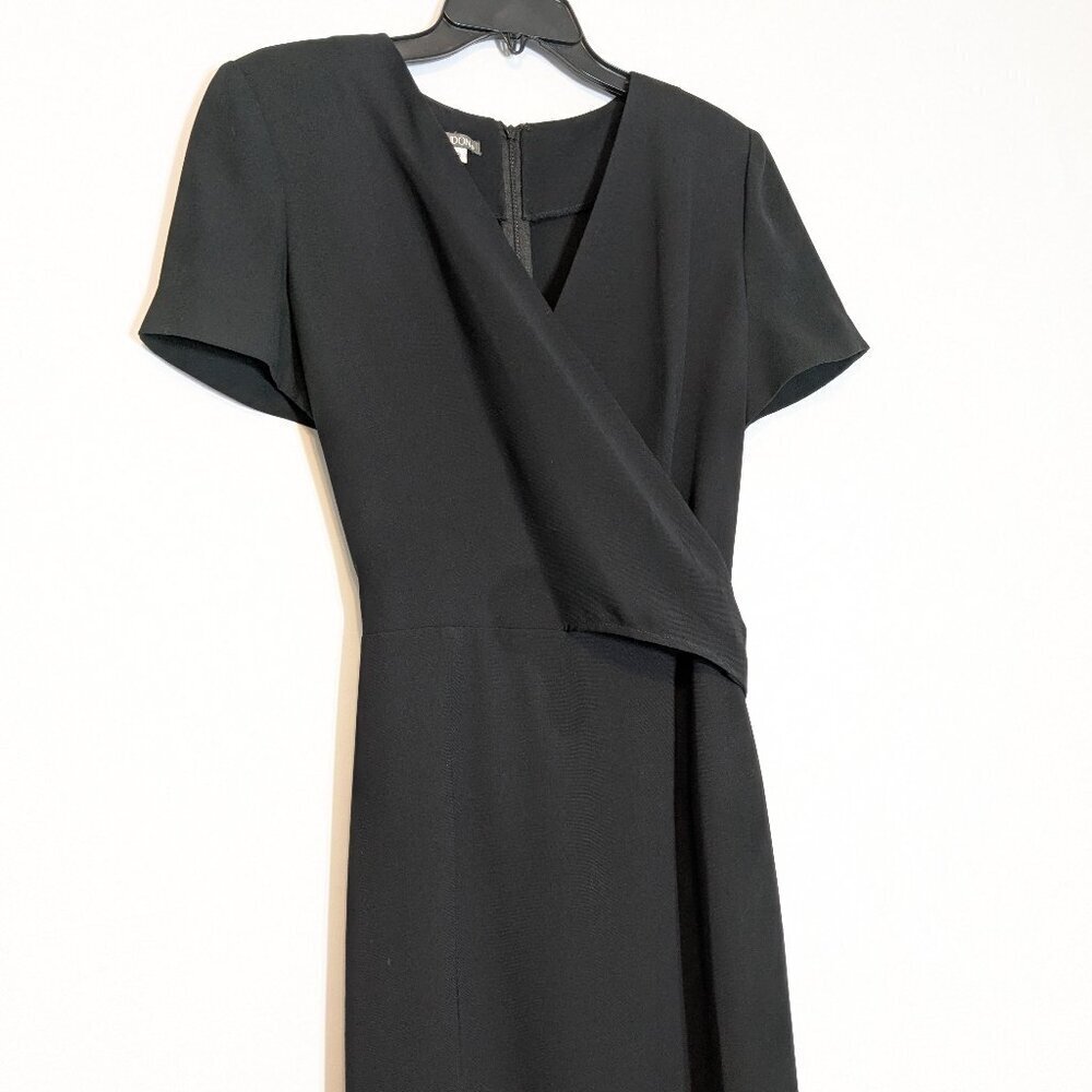 MAGGY LONDON Black Poly Knit Short Sleeve Straight Midi Wrap Dress; Size 8